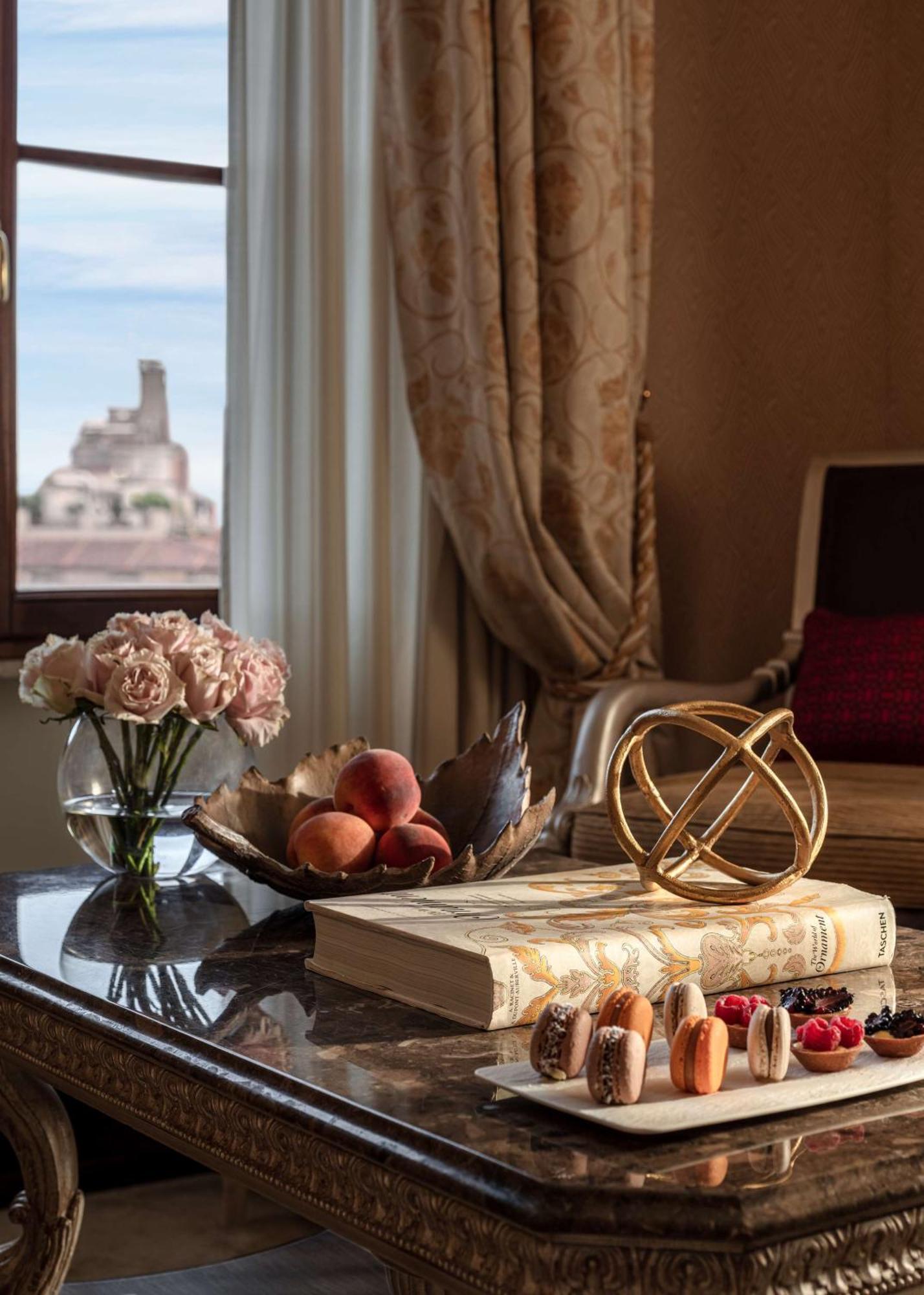 Anantara Palazzo Naiadi Rome Hotel - A Leading Hotel Of The World Exterior photo